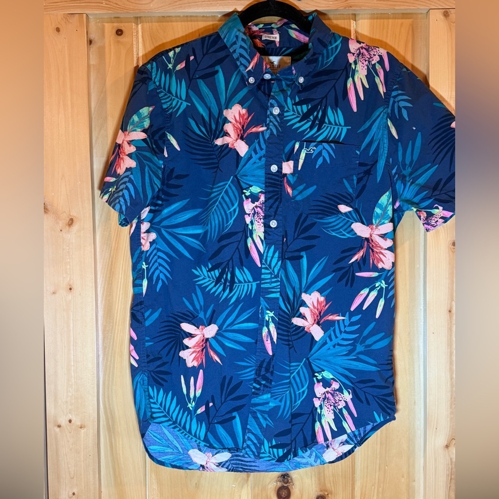 Hollister Navy &‎ Pink Tropical Print Short Sleeve Shirt, size M